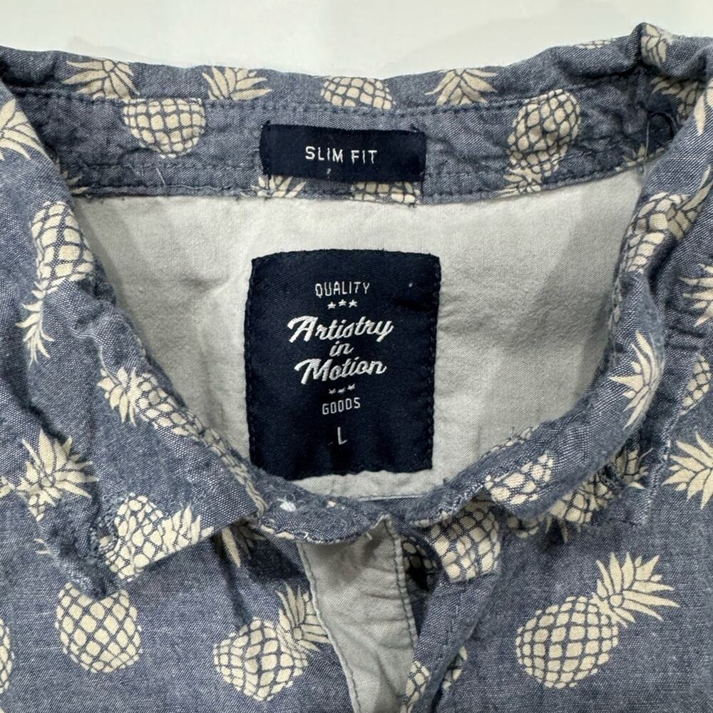 Artistry in Motion Size L Large Slim Fit Pineapple Short Sleeve Button Up Shirt - Picture 2 of 6